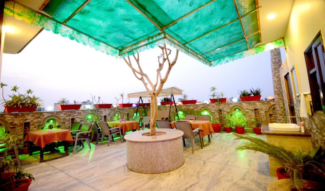 Aman Homestay, A Boutique Hotel Agra  Eksteriør billede